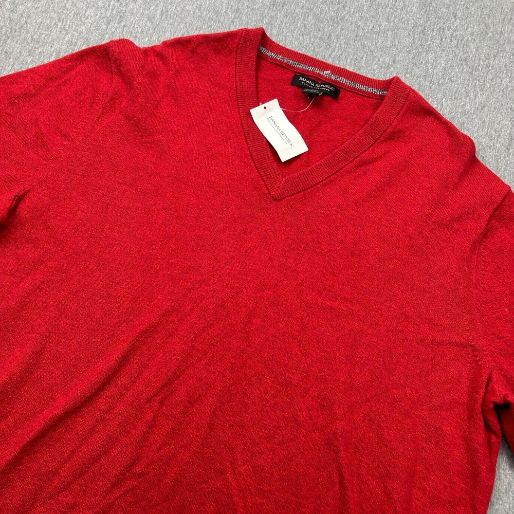 Banana Republic Cotton Cashmere Vneck Sweater Mens Large Red Long Sleeve NEW‎